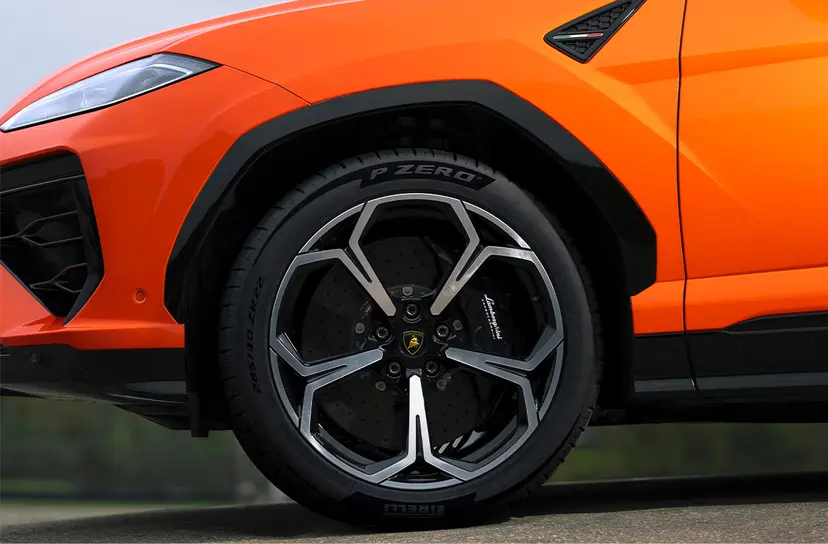 pirelli p zero pz 5 yaz lastigi ozellikleri 1 Yeni Pirelli P Zero, Auto Express 2025 Yaz Lastiği Test Şampiyonu Oldu