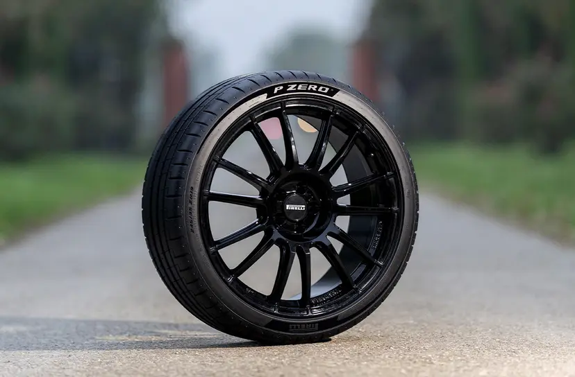 pirelli p zero pz 5 yaz lastigi ozellikleri 2 Yeni Pirelli P Zero, Auto Express 2025 Yaz Lastiği Test Şampiyonu Oldu